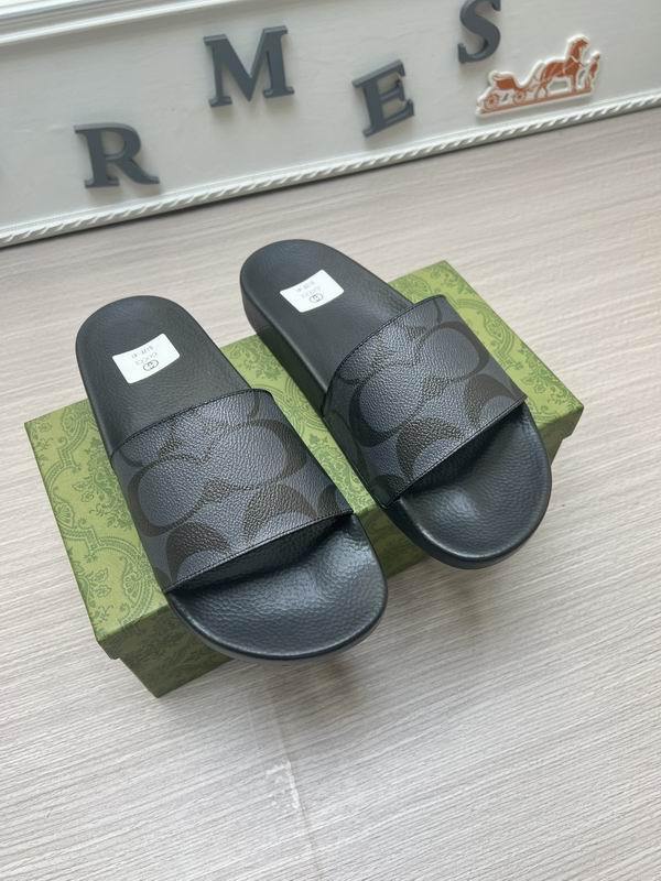 Gucci Men's Slippers 411